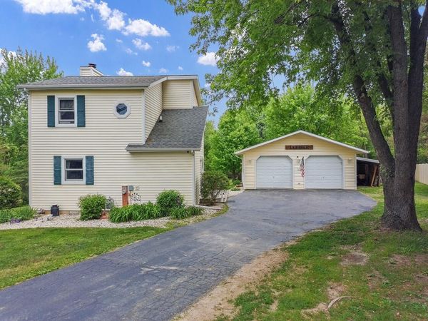 W5838 Mariner Hills Ct, La Grange, WI 53121