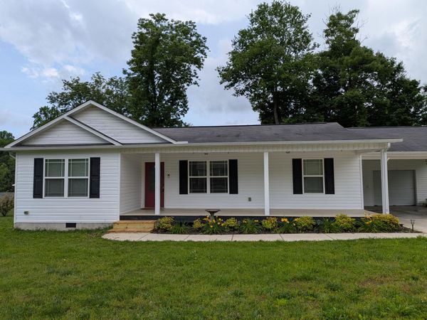 181 Mountain Breeze Avenue , Dayton, TN 37321