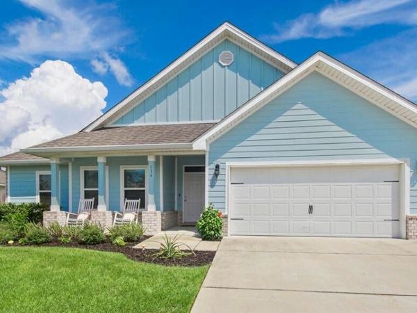 134 Confidence Way , Panama City, FL 32405
