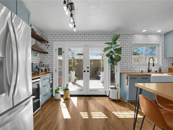 1422 Deauville Place, Costa Mesa, CA 92626