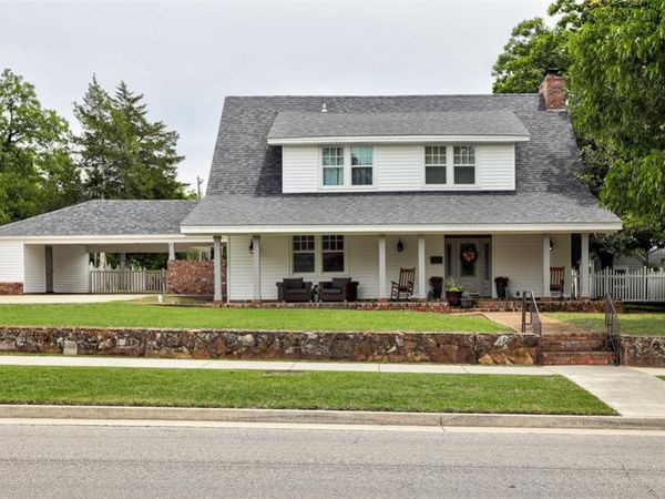 1207 N Broadway Avenue, Shawnee, OK 74801