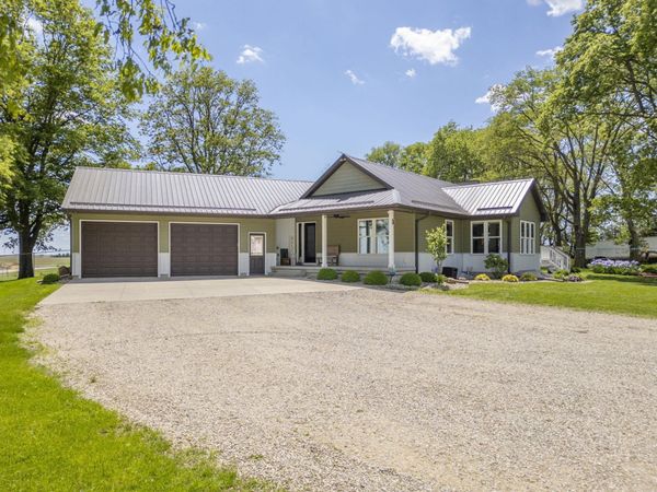 2044 HWY 63 Highway, Traer, IA 50675