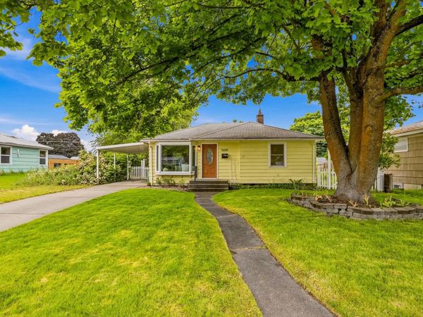 5604 N Elm St, Spokane, WA 99205