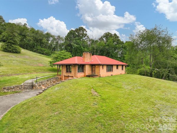 21 Beaverdam Road , Canton, NC 28716