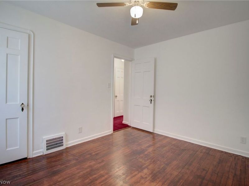 4387 W 56th Street, Cleveland, OH 44144 Photo 10