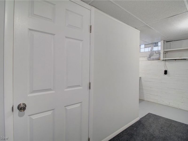 4387 W 56th Street, Cleveland, OH 44144 Photo 13