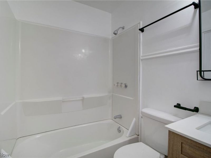 4387 W 56th Street, Cleveland, OH 44144 Photo 6
