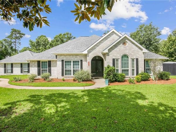 1305 SPRING RIDGE Circle, Slidell, LA 70461