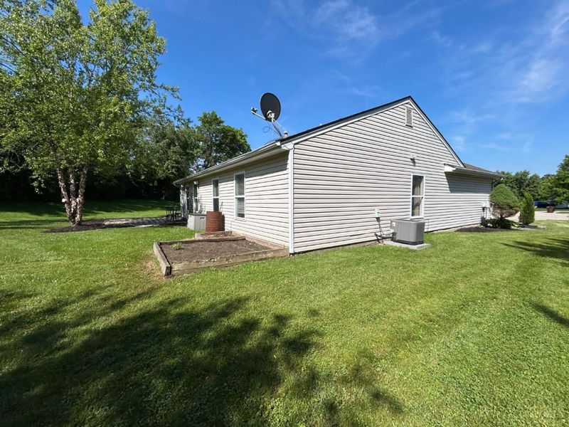 573 Hearthstone Court, Lebanon, OH 45036 Photo 4