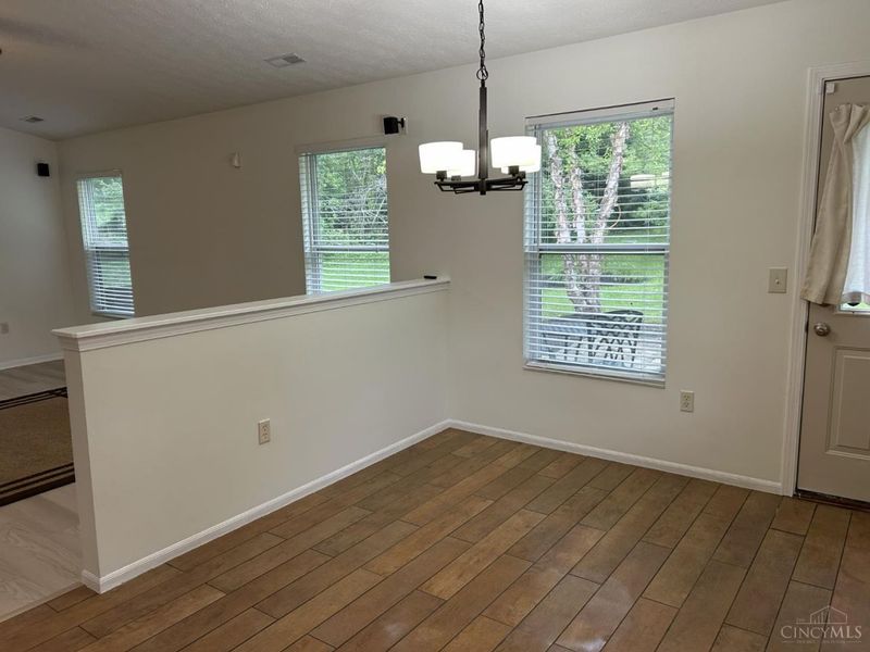 573 Hearthstone Court, Lebanon, OH 45036 Photo 7