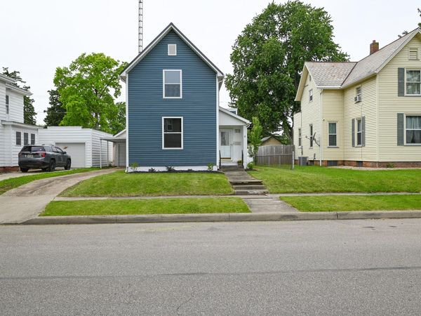 711 S Walnut Street, Bucyrus, OH 44820