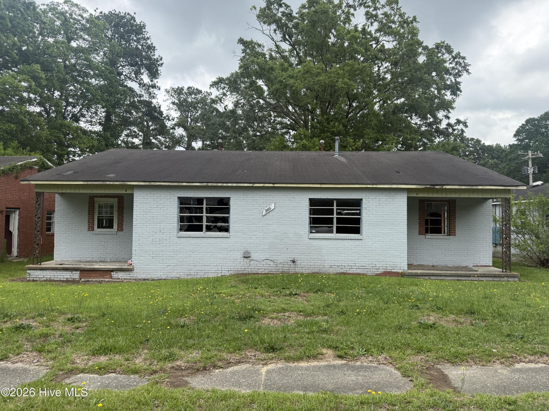 103 N Adkin Street, Kinston, NC 28501 Main Photo