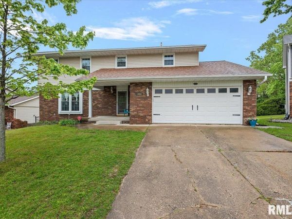 3960 N NORTHBROOK Drive, Decatur, IL 62526