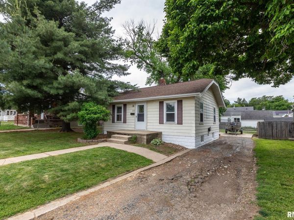 213 MCKINLEY Avenue, Bartonville, IL 61607