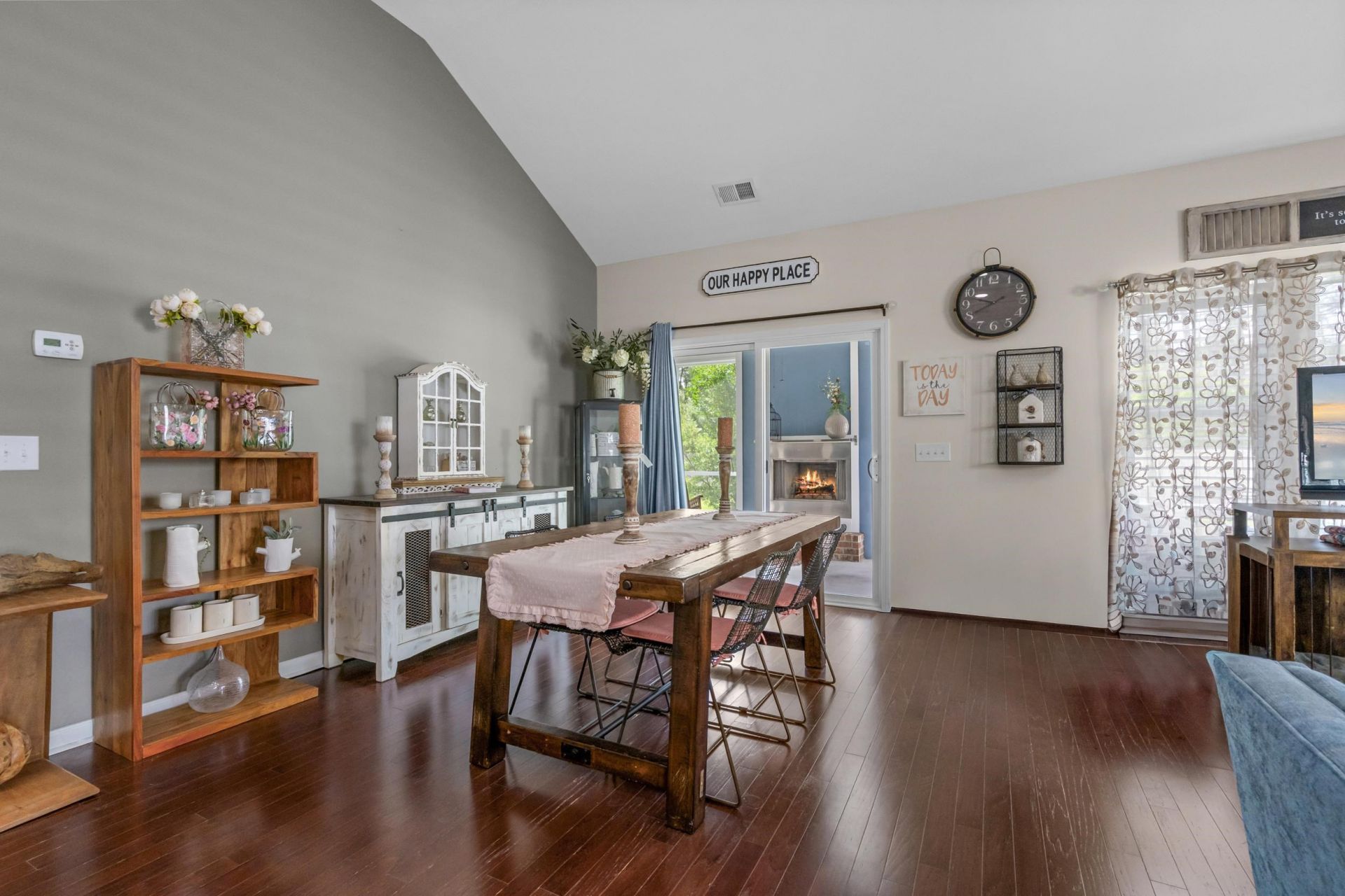 3688 White Wing Circle  Photo 10