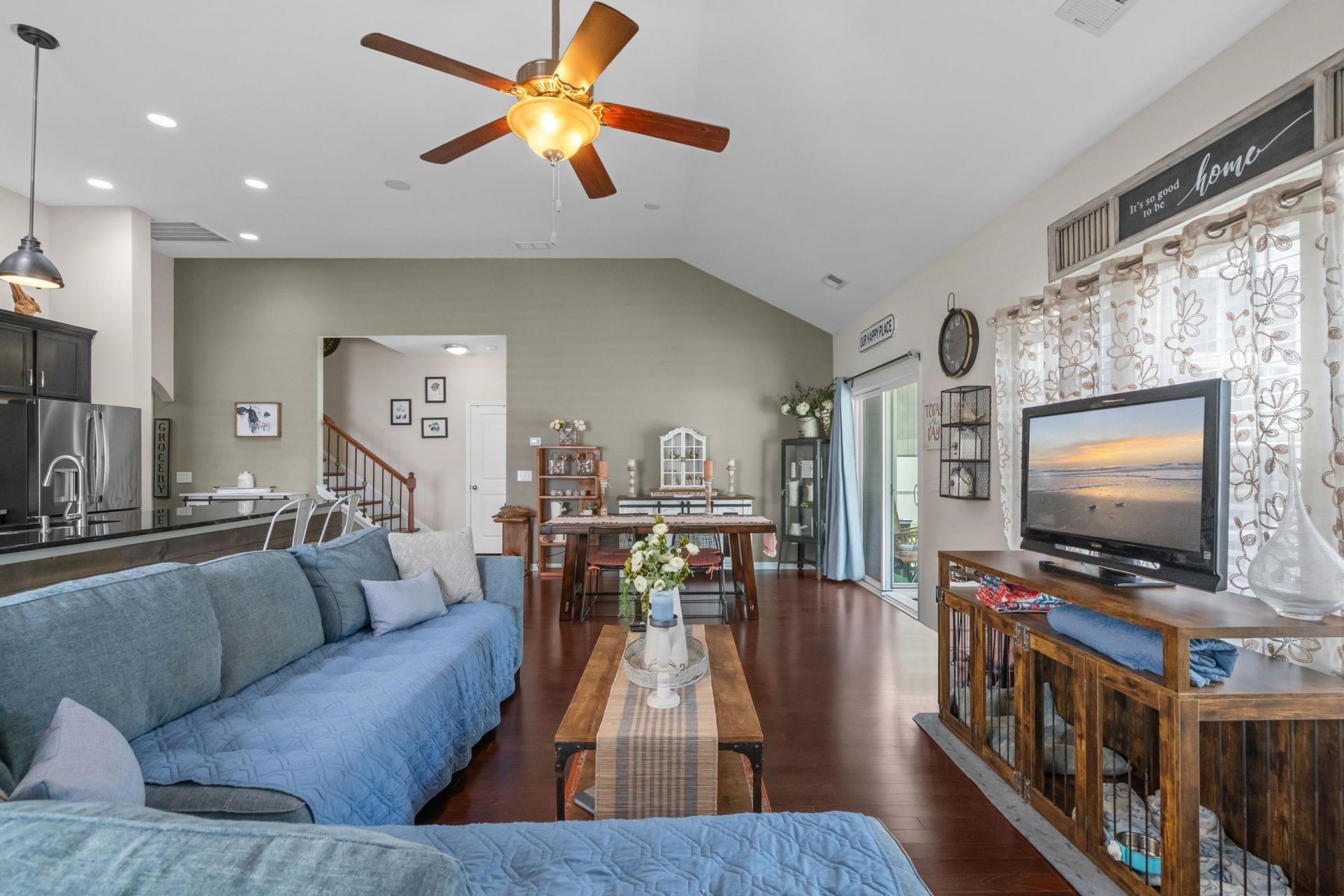 3688 White Wing Circle  Photo 9