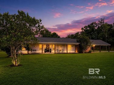 21733 Sedlack Road, Silverhill, AL 36576