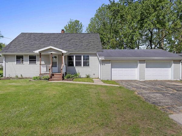 253 S OAKLAND AVENUE, Oconto Falls, WI 54154