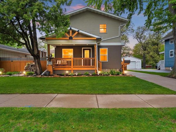 1324 W ROGERS AVENUE, Appleton, WI 54914