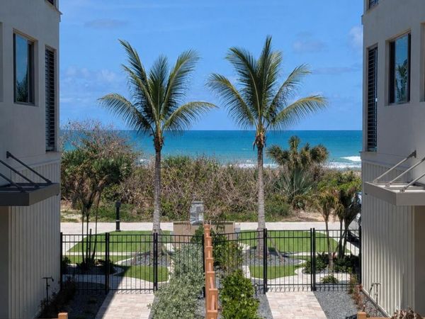 1011 S Miramar Avenue, Unit 6, Indialantic, FL 32903