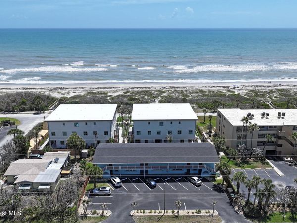 1011 S Miramar Avenue, Unit 6, Indialantic, FL 32903