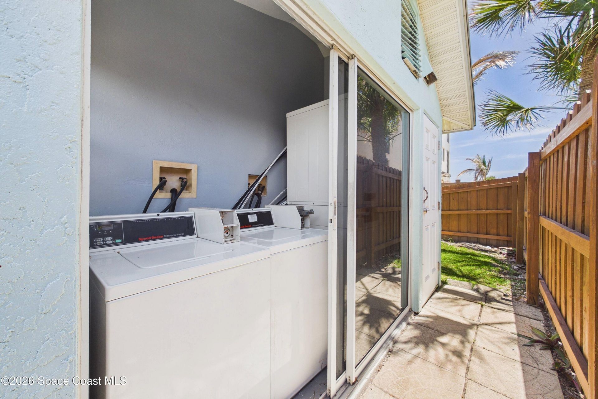 1011 S Miramar Avenue, Unit Unt6, Indialantic, FL 32903 Photo