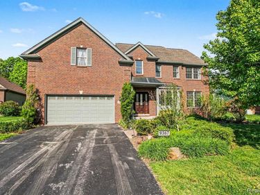 9367 Wildflower Way, Springfield Twp, MI 48350