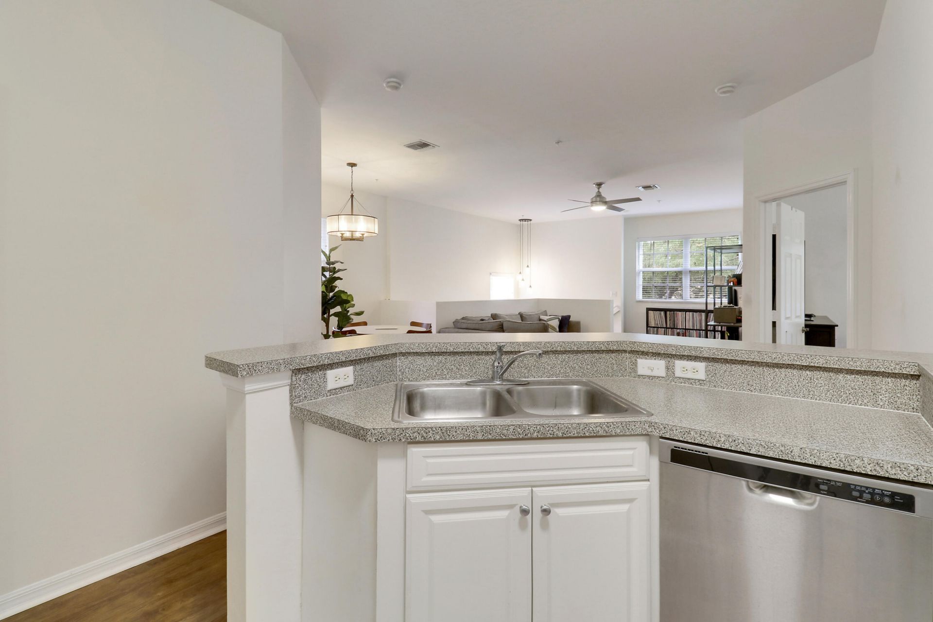 105 Lighthouse Circle, Unit B, Tequesta, FL 33469 Photo