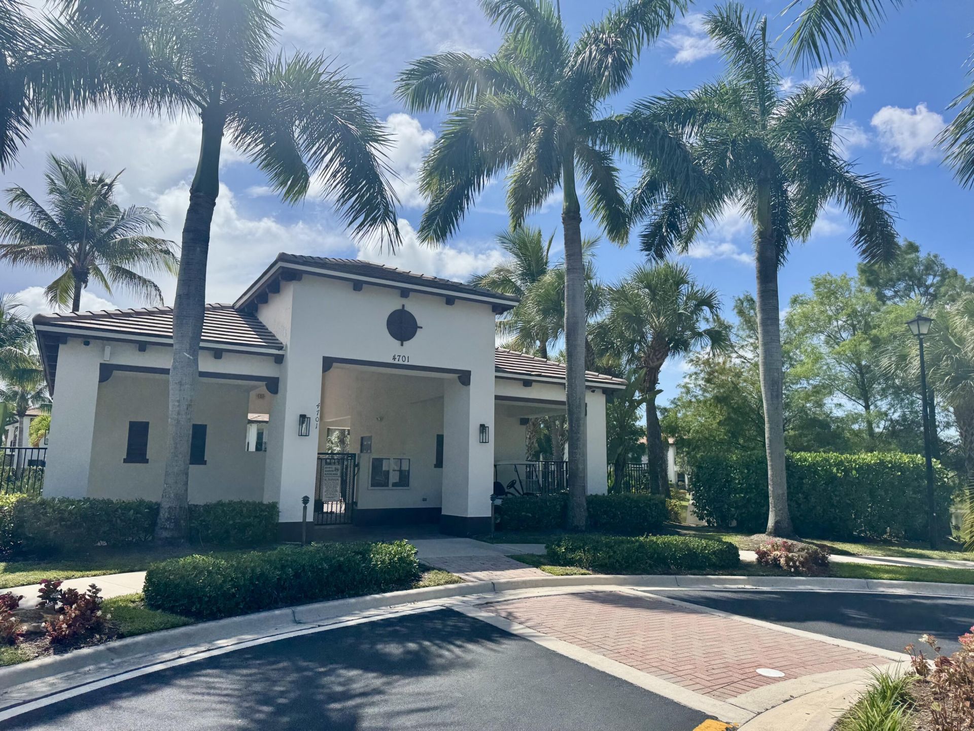 4680 Mimosa Place, Unit 805, Coconut Creek, FL 33073 Photo