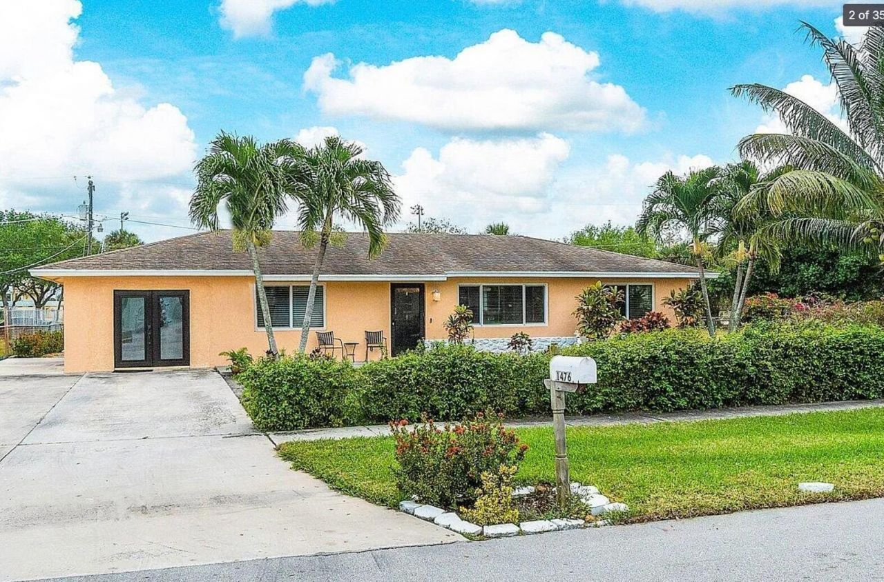 1476 N Mangonia Drive, West Palm Beach, FL 33401 Photo