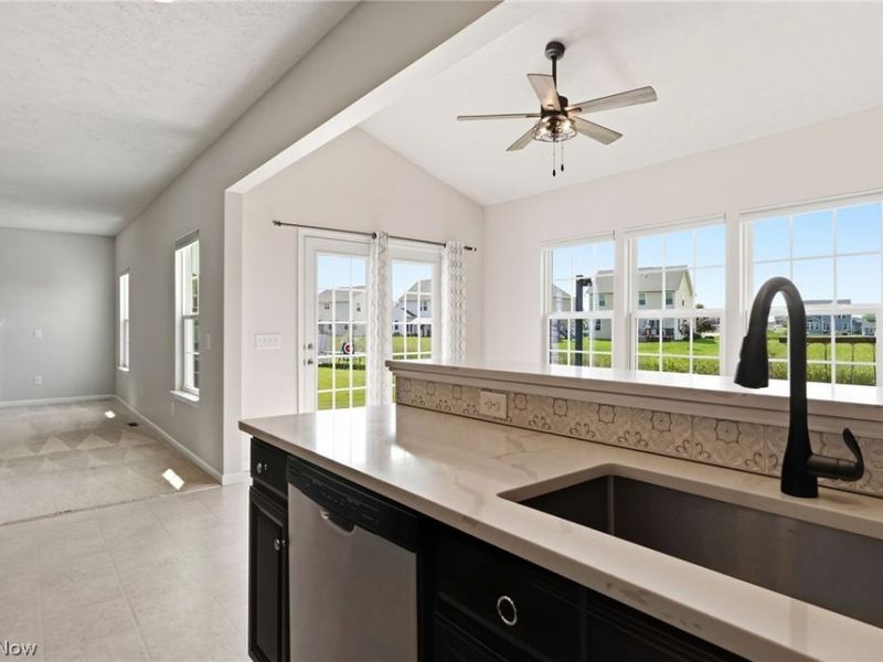 36629 Barkhurst Mill Drive, North Ridgeville, OH 44039 Photo 16