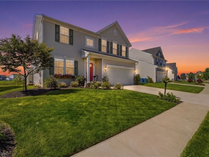 36629 Barkhurst Mill Drive, North Ridgeville, OH 44039 Photo 2