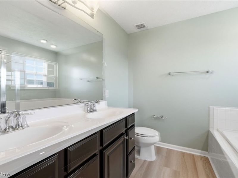 36629 Barkhurst Mill Drive, North Ridgeville, OH 44039 Photo 28