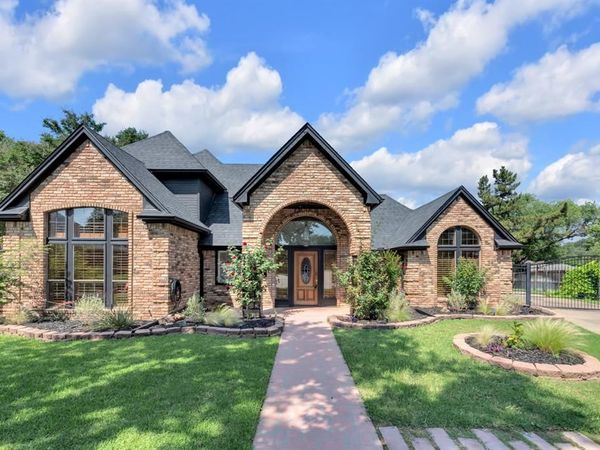 543 Indian Creek Drive, Trophy Club, TX 76262
