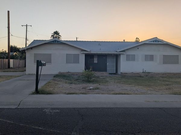 3012 N 56TH Street, Phoenix, AZ 85018