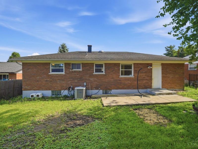 5228 Woodlake Drive, Delhi Twp, OH 45238 Photo 21