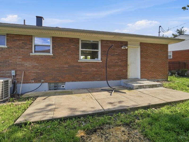 5228 Woodlake Drive, Delhi Twp, OH 45238 Photo 22