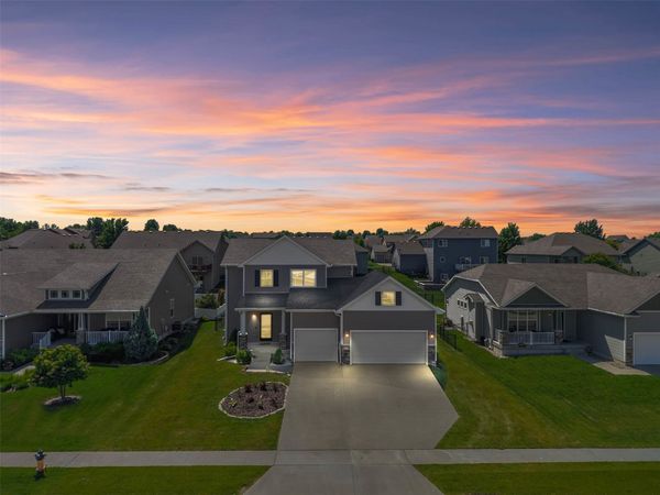 514 NW Somerset Court, Ankeny, IA 50023