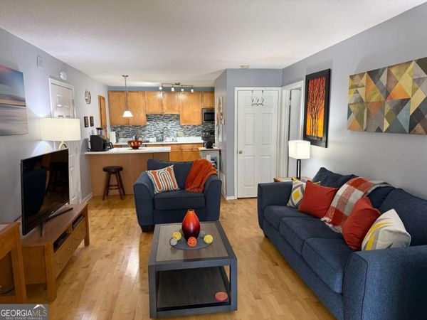 2657 Lenox Road, Unit B23, Atlanta, GA 30324