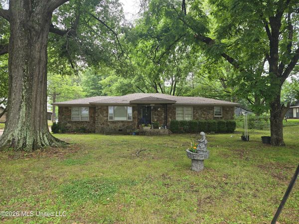 5905 Tulane Road, Horn Lake, MS 38637