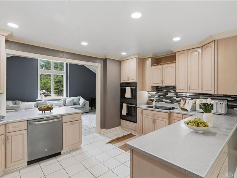1511 Lindenhurst, Washington Township, OH 45459 Photo 12