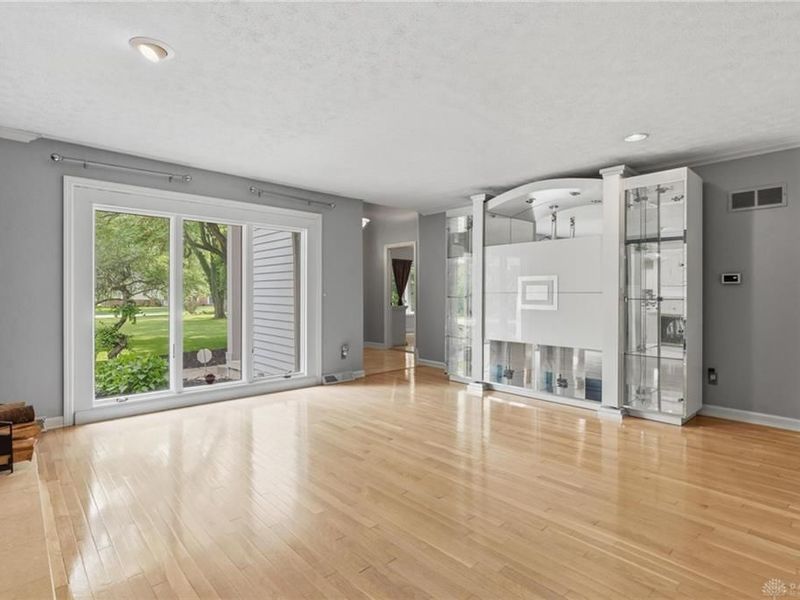 1511 Lindenhurst, Washington Township, OH 45459 Photo 7