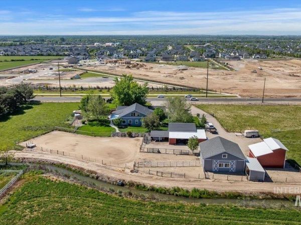 5410 W Beacon Light Rd, Eagle, ID 83616