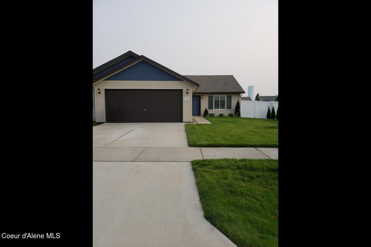 3850 W Pescador Dr, Coeur d Alene, ID 83815 Main Photo
