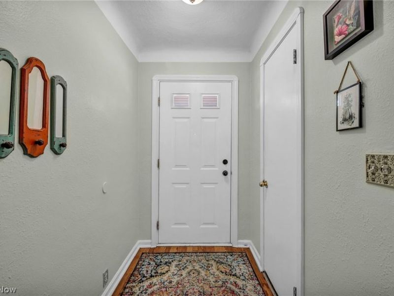 8006 Pinegrove Avenue, Parma, OH 44129 Photo 15