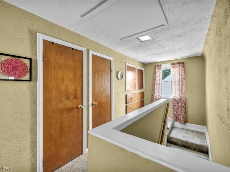 8006 Pinegrove Avenue, Parma, OH 44129 Photo 20