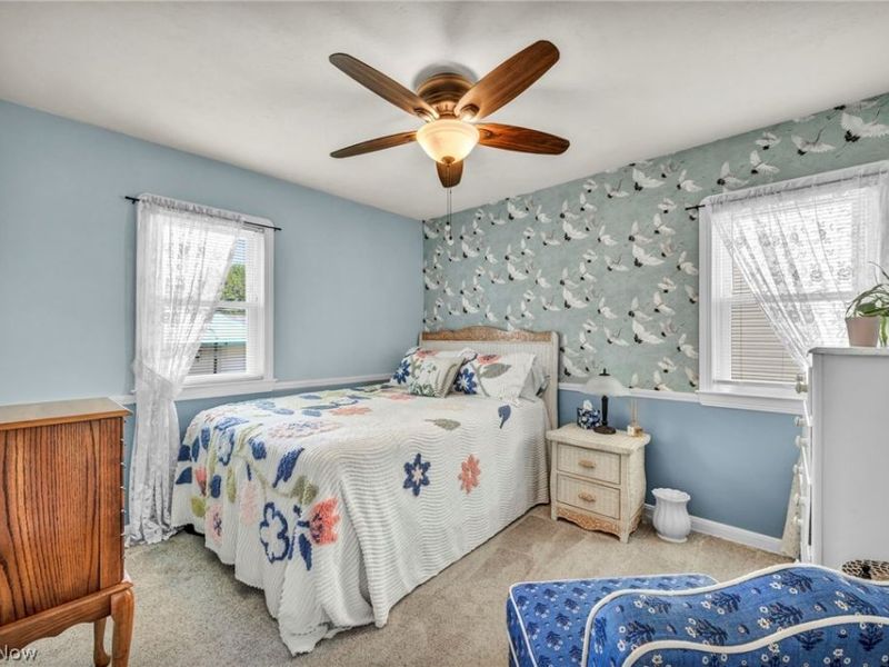 8006 Pinegrove Avenue, Parma, OH 44129 Photo 23