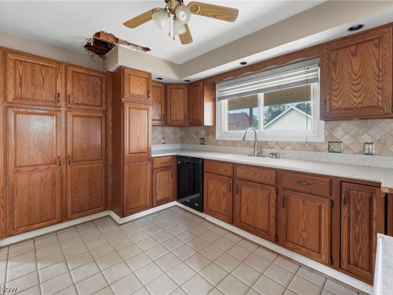 215 Harter Avenue NW, Canton, OH 44708 Photo 11