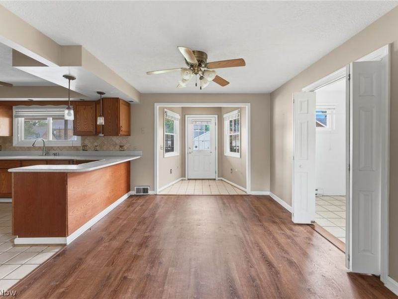 215 Harter Avenue NW, Canton, OH 44708 Photo 13