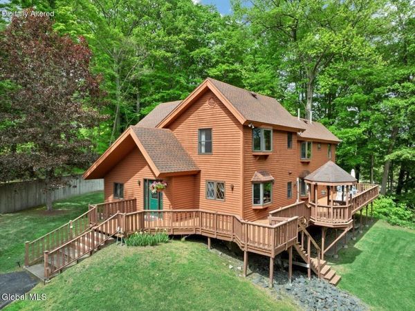 64 Ford Road, Troy, NY 12180
